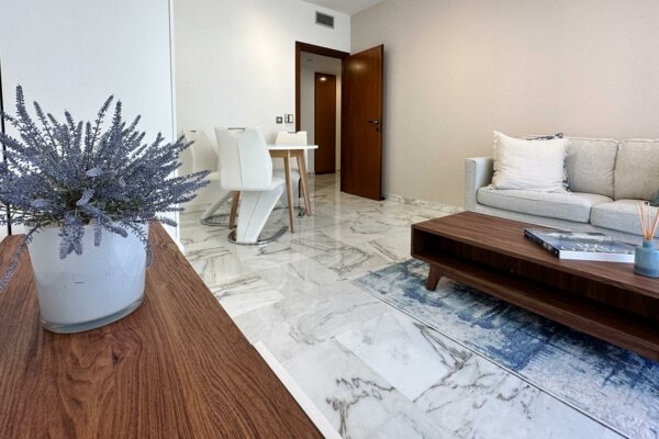 MONACO CARRÉ D'OR 2 PIECES EN USAGE MIXTE AVEC CAVE ET PARKING